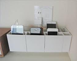無印 ダイソー ごちゃつく配線もスッキリ 理想の充電ステーション 収納 収納 無印 アイデア 収納 アイデア