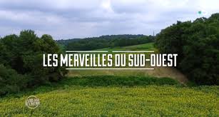La saison 5 de l'émission « les 100 lieux qu'il faut voir » s'est arrêtée en cévennes. Les 100 Lieux Qu Il Faut Voir Home Facebook
