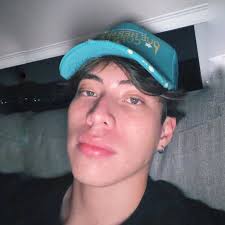 Patrick Herrera (@donpatrickkk) • Instagram photos and videos