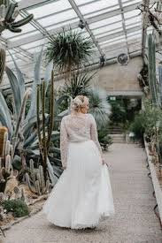 Curvy Bride Boho Brautkleider Fur Grosse Grossen Elementar Moderne Brautkleider In Grossen Grossen Das Brautkleid Hippie Brautkleid Brautkleid Vintage
