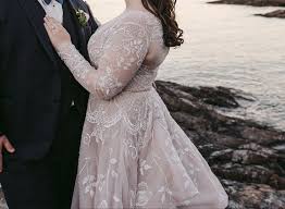 Hayley Paige 6600 Hayley 3 500 Size 22 Used Wedding Dresses Alternative Wedding Dresses Preowned Wedding Dresses Wedding Dress Flowy Lace