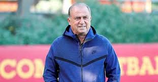May 31, 2021 · fatih terim, tatildeki futbolcularına idman programı gönderirken sözleşmesinin son gününe kadar çalışmayı sürdürürken florya'ya veda etti son güncelleme: Meger Fatih Terim In Lakabi Imparator Degilmis Galatasaray Teknik Direktoru Galeri Takvim