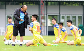Chủ nhật, 01/08/2021 04:16:12 hotline: Park Hang Seo Phu Thuá»· Hay Báº­c Tháº§y Dá»¥ng Nhan Vnexpress Thá»ƒ Thao