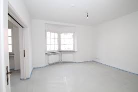 Neben dem dom ist vor allem die altstadt ein weiteres highlight. 4 Zimmer Wohnung Zu Vermieten Elisabeth Breuer Strasse 38 51065 Koln Mulheim Mapio Net