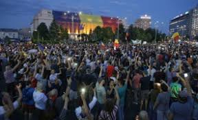 Live Video A Doua Zi De Proteste In PiaÅ£a Victoriei Peste 25 000 De Persoane In FaÅ£a Guvernului Stiri Pe Surse Cele Mai Noi Stiri