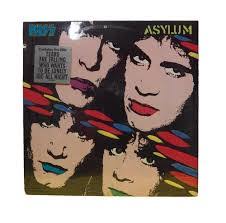 Efren Montes's Instagram, Twitter & Facebook