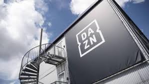 La nuova offerta di dazn, come già detto in precedenza, prevede diversi altri campionati e partite oltre a quello di serie a. Dazn Il Prezzo Quanto Costa L Abbonamento Per Vedere La Serie A La Gazzetta Dello Sport