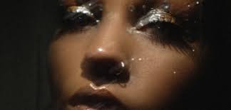 Lucy Dye Releases Dreamy”Crystal Eyes x Diamond Minds”