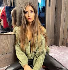 View 3 cathy hummels pictures ». Alles Zu Viel Cathy Hummels Uber Psychischen Tiefpunkt Promiflash De