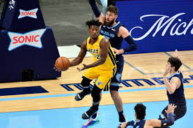 Trevor ariza was born on june 30, 1985 in miami, florida, usa as trevor anthony ariza. Podcast Jimmy Butler For Mvp Heat Trades For Trevor Ariza Miami Herald