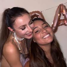 Olivia Lechnir and Deon Franklin's Wedding Website