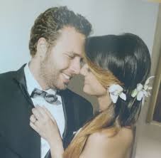 HUMMUS DI CECI E AVOCADO DOSI E RICETTA QUI👇  https://blog.giallozafferano.it/valeriaciccotti/ricetta-hummus-di-ceci-e-avocado/