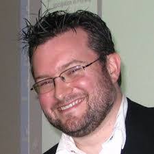 Richard Scully's Instagram, Twitter & Facebook