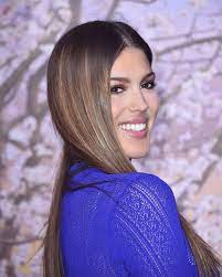 Jun 09, 2021 · ce mercredi 9 juin 2021, iris mittenaere a adressé une touchante déclaration à son chéri diego el glaoui via son compte instagram. Iris Mittenaere On Instagram There Is Nowhere To Go But Up Leretourdemarypoppins