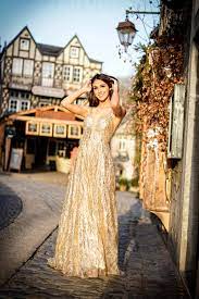 Robe Doree De Ceremonie Tonic En 2021 Robe De Bal Robes De Gala Robe Cocktail