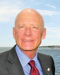 Mark Sylvia's Instagram, Twitter & Facebook