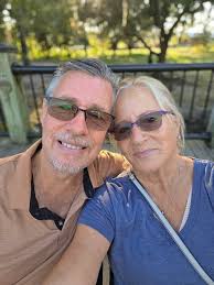 Introduction and photo sharing