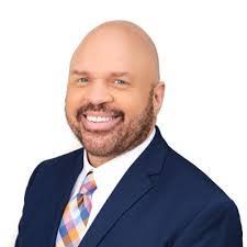 Mark Roper's Instagram, Twitter & Facebook