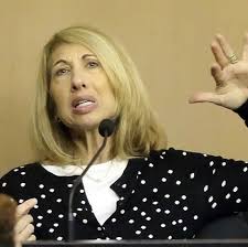 Adena Dadi's Instagram, Twitter & Facebook