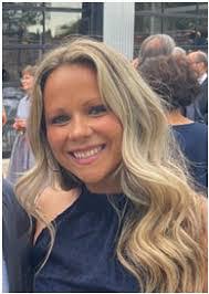 Laura Paley's Instagram, Twitter & Facebook