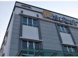 Resorts de spa en kampung teluk kemang. E Hotel In Port Dickson Room Deals Photos Reviews