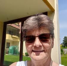 Der diesjährige Weihnachtsmarkt findet im Das Pfarrhaus & Café Kluntje  statt am kommenden Sonntag 04.12 ab 12:00 Uhr und Udo will eine  Feuerzangenbowle Bude eröffnen!!! DAS KANN WAS WERDEN!!!!!!!!