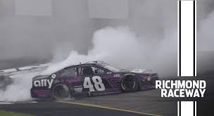+ paint me like one of your french girls: Alex Bowman The Smoke Showman Burns It Down At Richmond Nascar