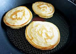 Greek Yogurt Pancakes Pancakes Mit Griechischem Joghurt In 2020 Griechischer Joghurt Griechischer Joghurt Rezepte Joghurt