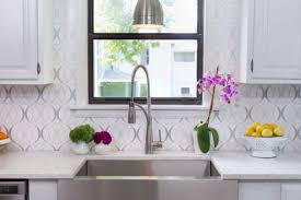 Of course, at its core, a backsplash is meant to be functional—a protective backboard to catch spills and prevent stains behind your stove or sink. 25 Wallpaper Kitchen Backsplashes With Pros And Cons Digsdigs
