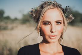 Meet Amanda Thorne: Creative Stylist