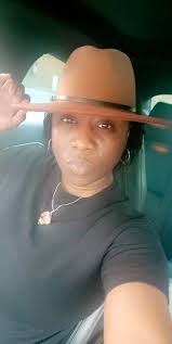 Misty Manor (@mistymichon) · Instagram-Fotos und -Videos