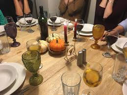 What do the young woman and the colonel argue about? Demo Dinner Party J2 Food