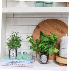 For full spectrum grow lights, the number of light hours needed is higher. Growing Fresh Herbs Indoors Cache Valley Family Magazine