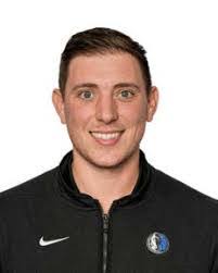 Alan Rakowski's Instagram, Twitter & Facebook