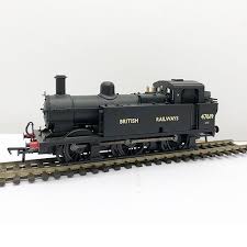 It is a brand name of bachmann industries used for british outline oo scale model railways. Bachmann 32 236 3f Jinty Br Black Shop Bodmin Wenford Railway