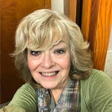 Tammy Dickens's Instagram, Twitter & Facebook