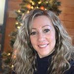 Carrie Batz's Instagram, Twitter & Facebook