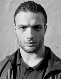 Актори «Виховані вовками» (2020)