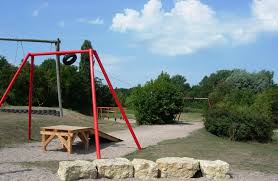 Zum spielen und buddeln lädt ein großer sandplatz neben der talstation ein. Spielplatze Im Stadtteil Moskauer Platz Erfurt De