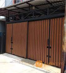 Jika kamu perhatikan, tampilan pagar ini memang sangat sederhana. Pagar Minimalis Modern Bekasi Jualo