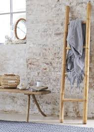 8 Idees Deco Pour Une Nouvelle Salle De Bains Salle De Bain En Bambou Porte Serviette Bambou Deco Salle De Bain