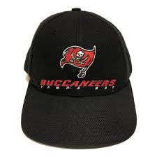 New year's eve parties crowded tampa bay on same day florida broke coronavirus record. Vintage Tampa Bay Buccaneers Snapback Hat Apparel Hats