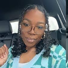 Jada Winters's Instagram, Twitter & Facebook