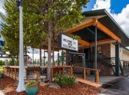 I'm just trying to get a feel for how long of a drive it is from cody to west yellowstone if no stops are involved? Yellowstone Die 10 Besten Hotels Unterkunfte In Der Region Yellowstone Usa