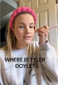 Jermaine Saunders's Instagram, Twitter & Facebook