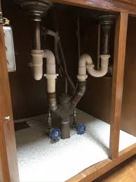 This old house plumbing and heating expert richard trethewey shows how to plumb a double bowl sink. Double To Single Bowl Kitchen Sink W Dw Wet Vent Terry Love Plumbing Advice Remodel Diy Professional Forum