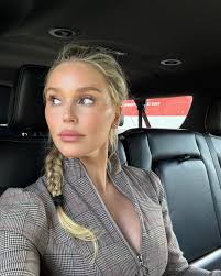 Caroline Larson (@dr.carolinelarson) • Instagram photos and videos