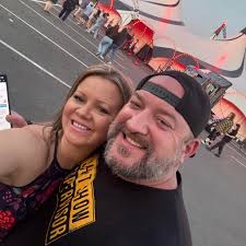 If you know me Top of the line everything, brand new hot water tank, house  is wired for generator also PLEASE SHARE !☺️☺️☺️ and awesome neighbors!