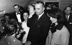 He resigned from the senate and was sworn in as vice president of the united states. Lyndon B Johnson Jackie Kennedy Had To Be At Inauguration