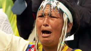 A powerful moment as a woman recites O Canada in Cree in front of the Pope  following his apology.  https://www.ctvnews.ca/canada/i-ask-forgiveness-pope-francis-issues-apology-for-residential-school-abuses-1.6000777